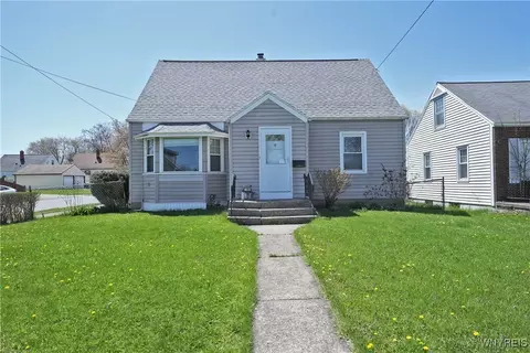 178 Highland Ave, Tonawanda, NY 14150
