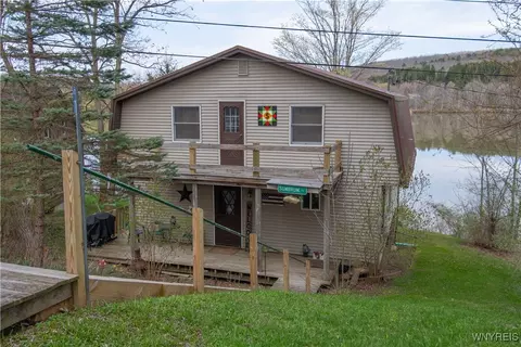 7170 Lake Rd, Belfast, NY 14711
