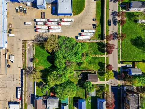 25 Morley Pl, Buffalo, NY 14209