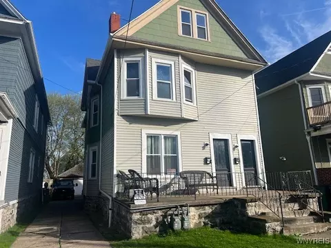 17 Dismonda St, Buffalo, NY 14210