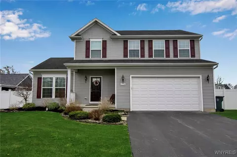 3796 Captains Way, Wheatfield, NY 14120