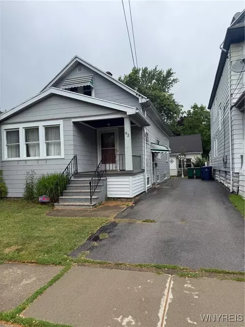 92 Carlyle Ave, Buffalo, NY 14220