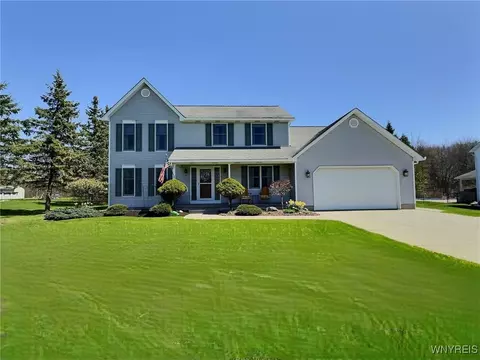 81 Streif Rd, Elma, NY 14059