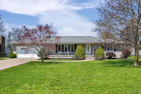 2347 Long Rd, Grand Island, NY 14072