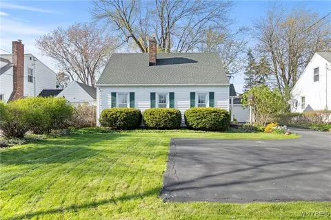 5280 Sheridan Dr, Amherst, NY 14221