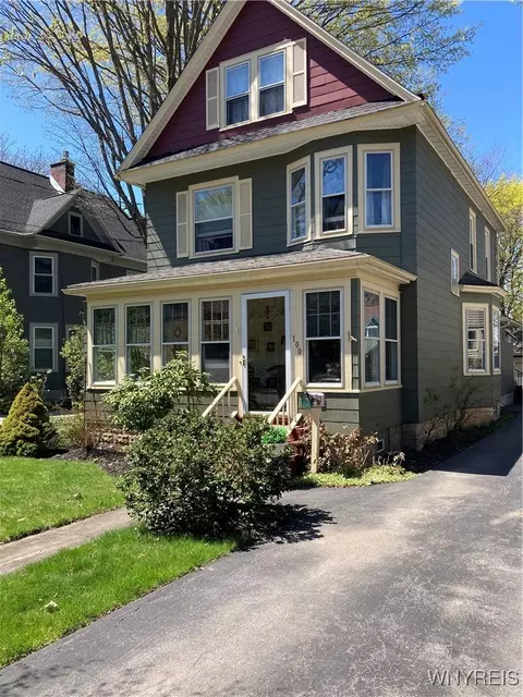 100 Hawkins Ave, Hamburg, NY 14075
