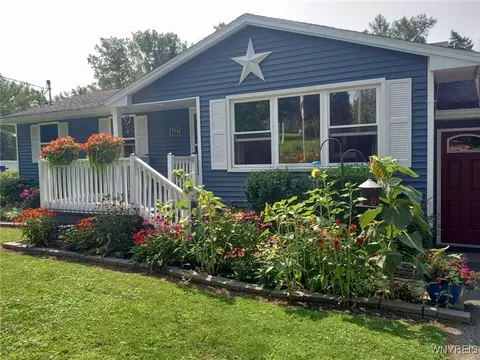 1730 Billington Rd, East Aurora, NY 14052