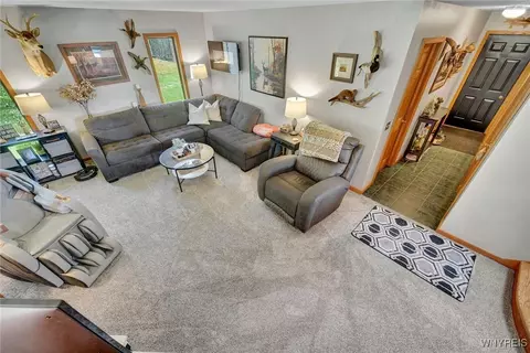 Living - 1414 Alpine Drive Aka 835r South Union St #R, Olean, NY 14760 photo 2 of 2