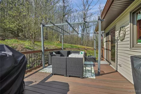 Exterior - 1414 Alpine Drive Aka 835r South Union St #R, Olean, NY 14760 photo 4 of 8