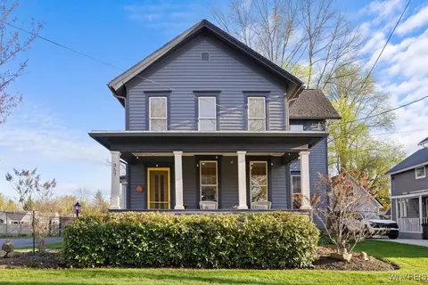 357 Prospect Ave, Aurora, NY 14052