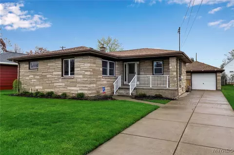 125 Mansion Ave, Cheektowaga, NY 14206