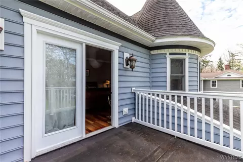 Exterior - 976 River Rd, Porter, NY 14174 photo 4 of 6