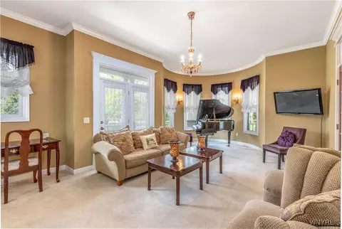 Living - 976 River Rd, Porter, NY 14174 photo 3 of 5
