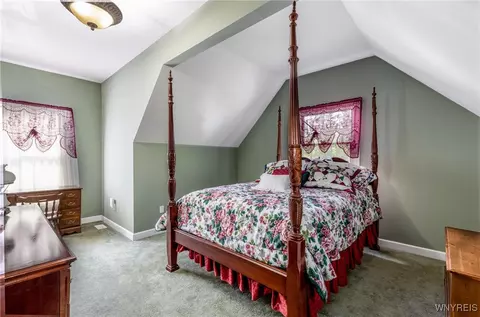Bedroom - 976 River Rd, Porter, NY 14174 photo 3 of 7