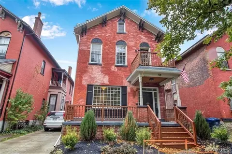 58 Park St, Buffalo, NY 14201