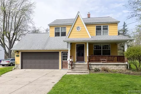 70 Woodbine Ave, West Seneca, NY 14224