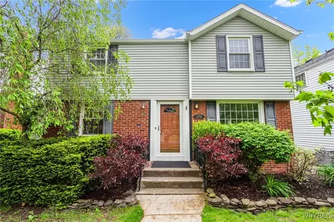 370 Mount Vernon Rd, Amherst, NY 14226