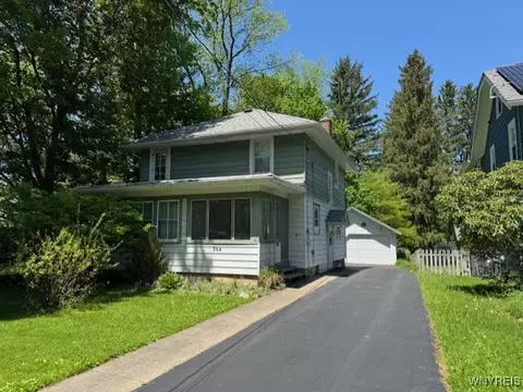 564 Linden Ave, Aurora, NY 14052