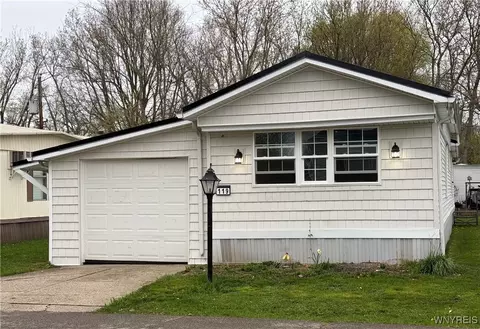 119 Carefree Ln, Cheektowaga, NY 14227