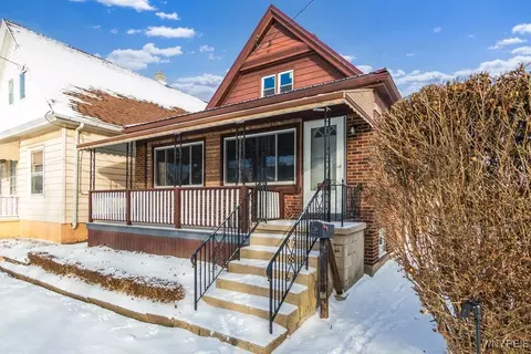 2762 Monroe Ave, Niagara Falls, NY 14303