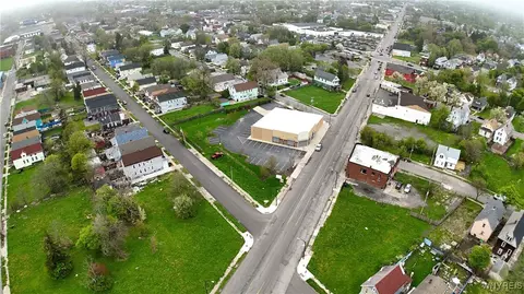 1746 Genesee St, Buffalo, NY 14211