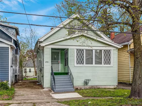 233 Stevens Ave, Buffalo, NY 14215