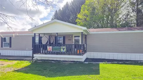 9762 Main St, Machias, NY 14101