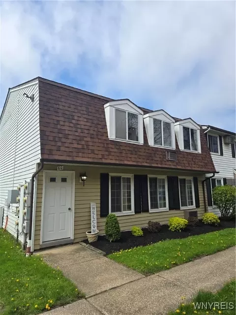 60 Wellington Ct #A, Amherst, NY 14221