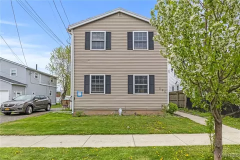 220 Clover Pl, Cheektowaga, NY 14225