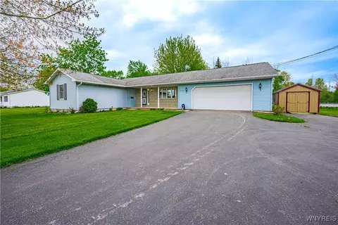 8702 High St, Somerset, NY 14012