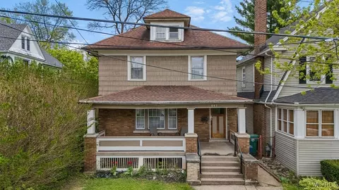445 10th St, Niagara Falls, NY 14303