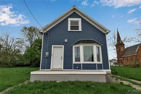 65 Kingsley St, Buffalo, NY 14208