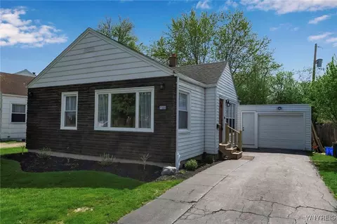 1506 Eggert Rd, Amherst, NY 14226