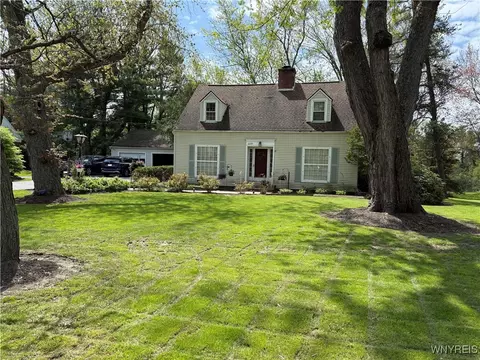 6699 Jewett Holmwood Rd, Orchard Park, NY 14127