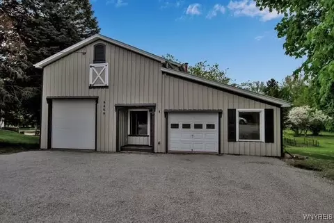 9466 Ridge Rd, Hartland, NY 14105