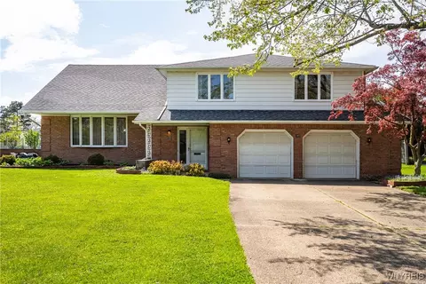 187 Dan Troy Dr, Amherst, NY 14221