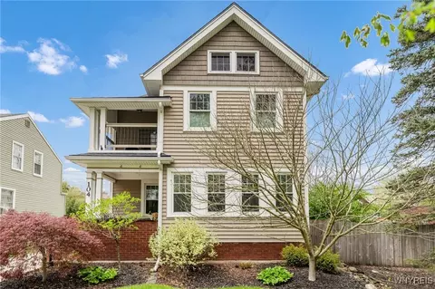104 Windermere Blvd, Amherst, NY 14226