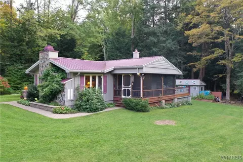 4525 Hungry Hollow Rd, Great Valley, NY 14741