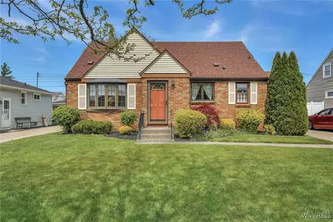 90 Joseph St, Cheektowaga, NY 14225