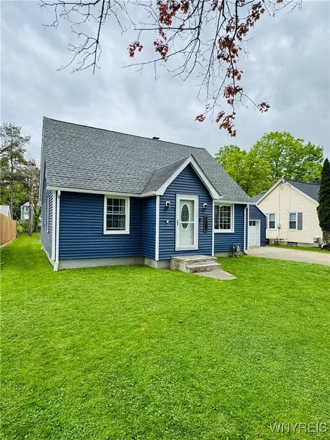 1401 Elm St, Alden, NY 14004