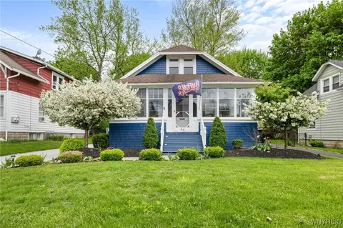 48 Oliver Pl, Hamburg, NY 14075