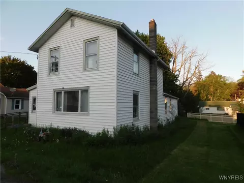 11141 W Park St, Pavilion, NY 14525