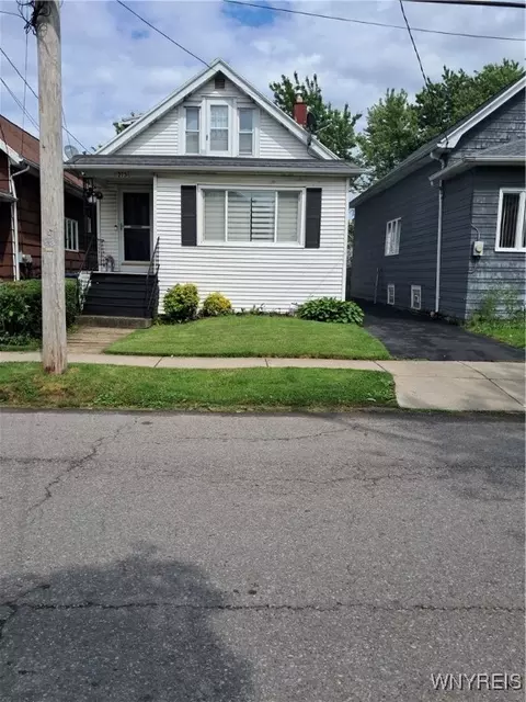 213 Hagen St, Buffalo, NY 14215