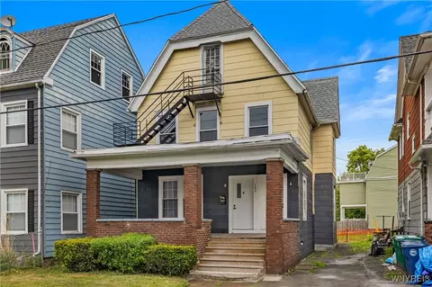123 6th St, Niagara Falls, NY 14303