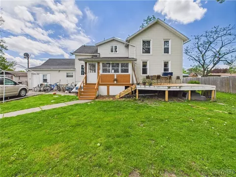 1847 Tuscarora Rd, Niagara, NY 14304