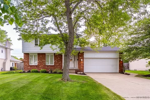 109 Presidio Pl, Amherst, NY 14221