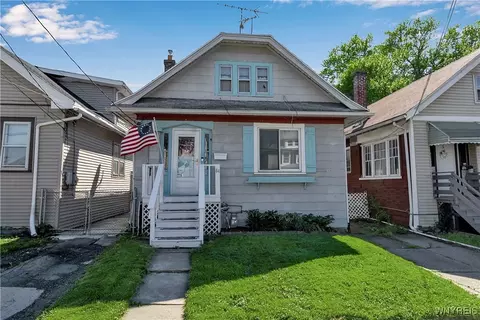 84 Newfield St, Buffalo, NY 14207