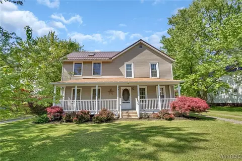 14 Lafayette Ave, Dunkirk, NY 14048