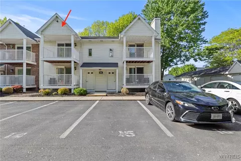 4613 Chestnut Ridge Rd #J, Amherst, NY 14228