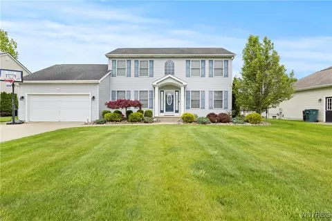 3628 Kelsey Ln, Wheatfield, NY 14120
